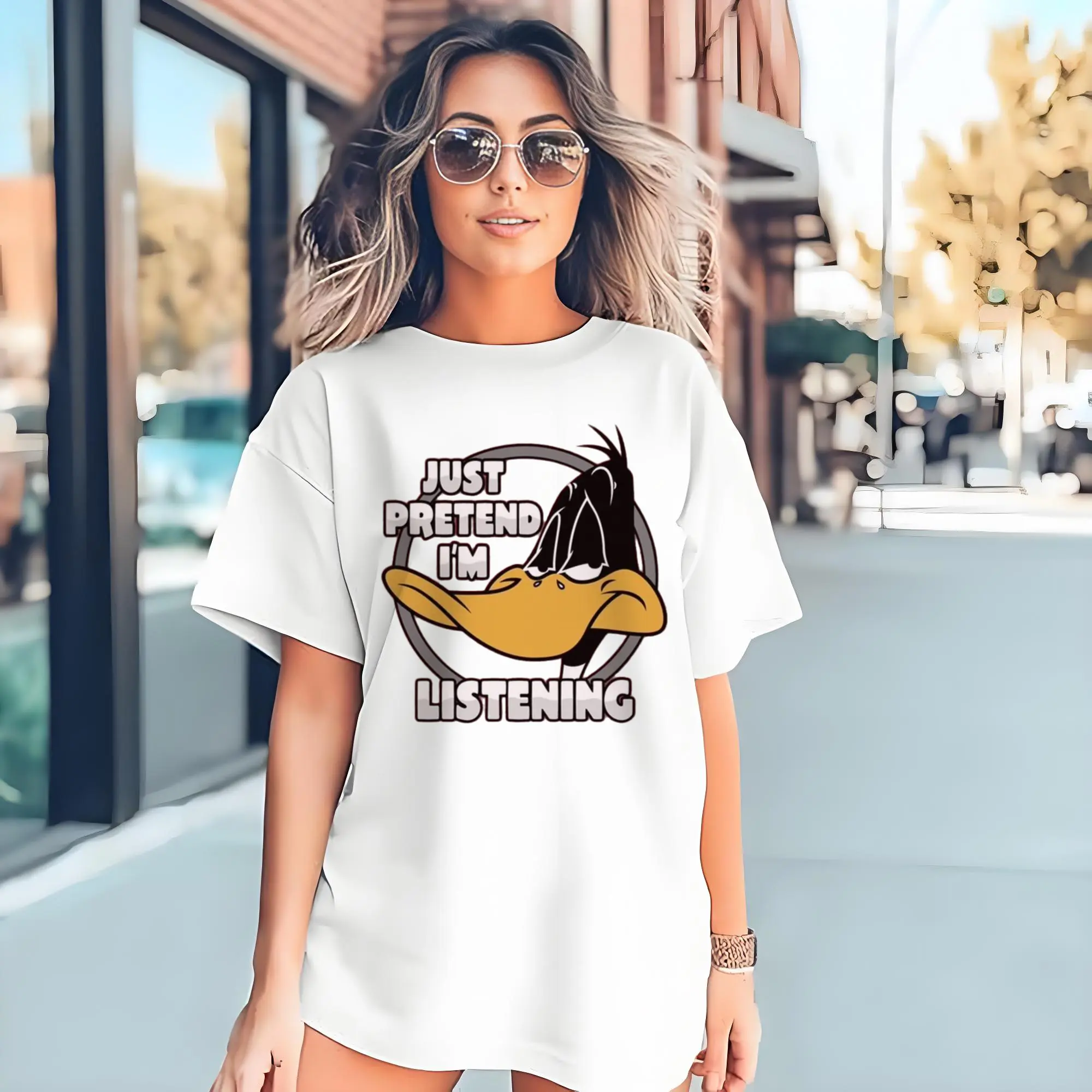 daffy duck graphic t-shirt