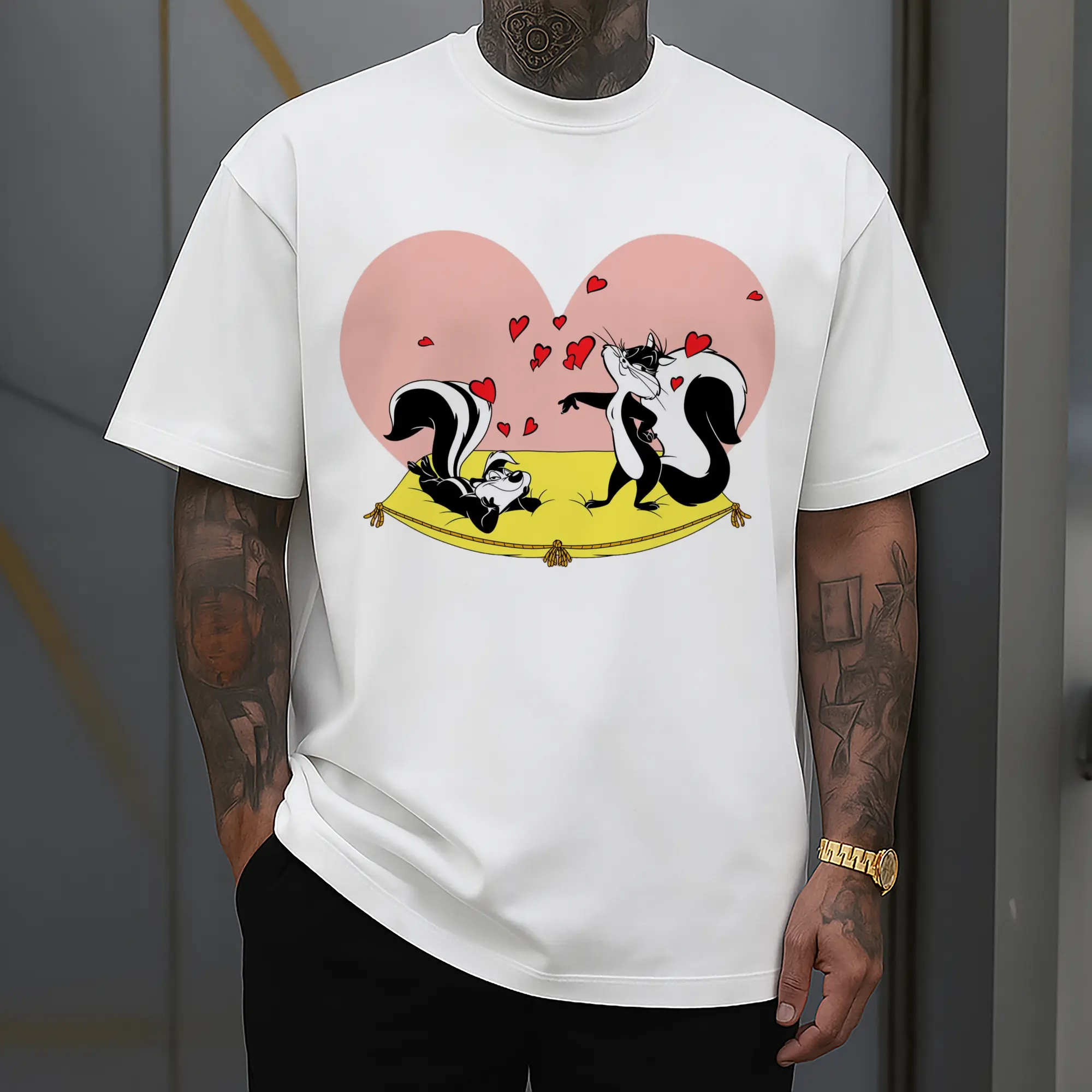 Pepé Le Pew tee