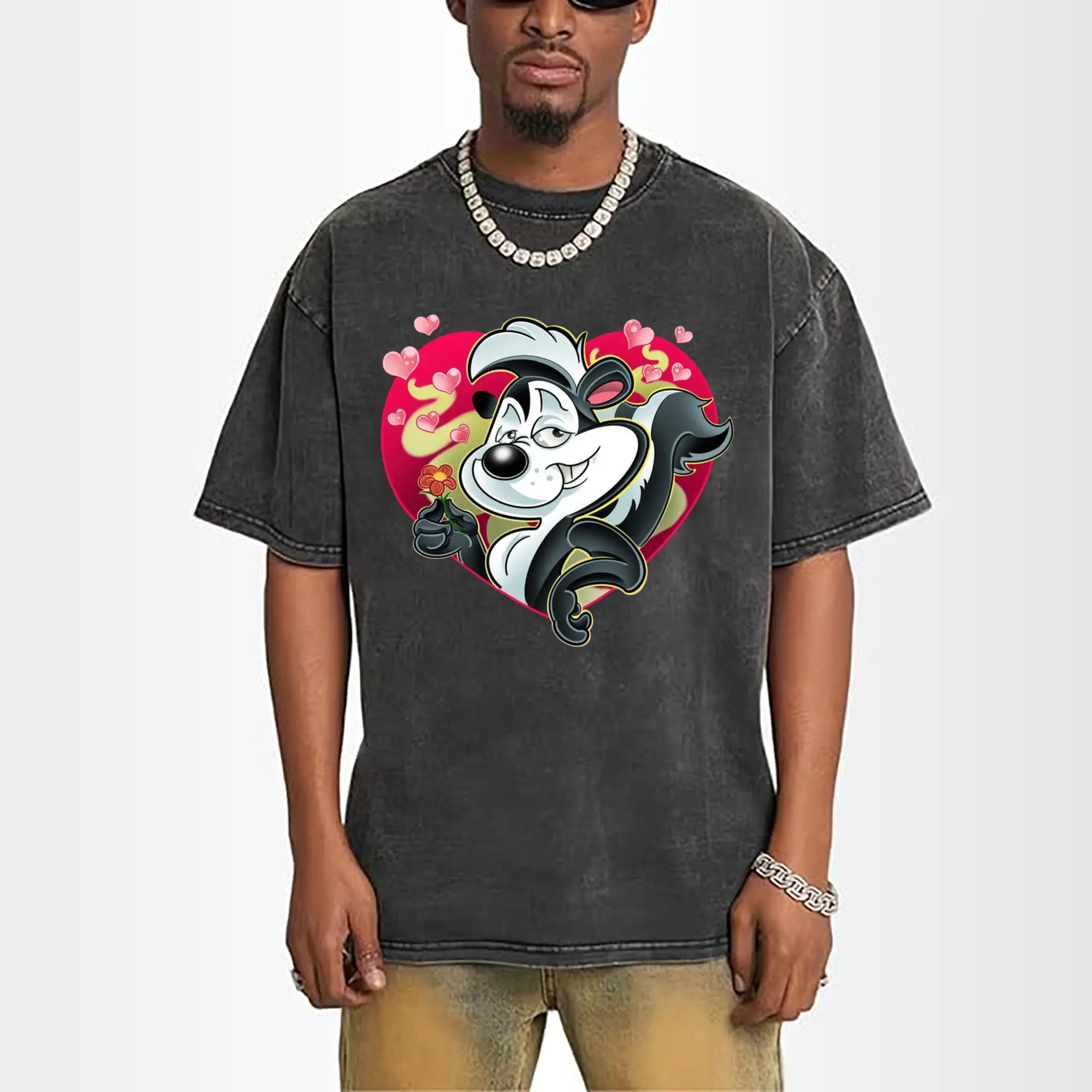 pepe le pew love t-shirt​
