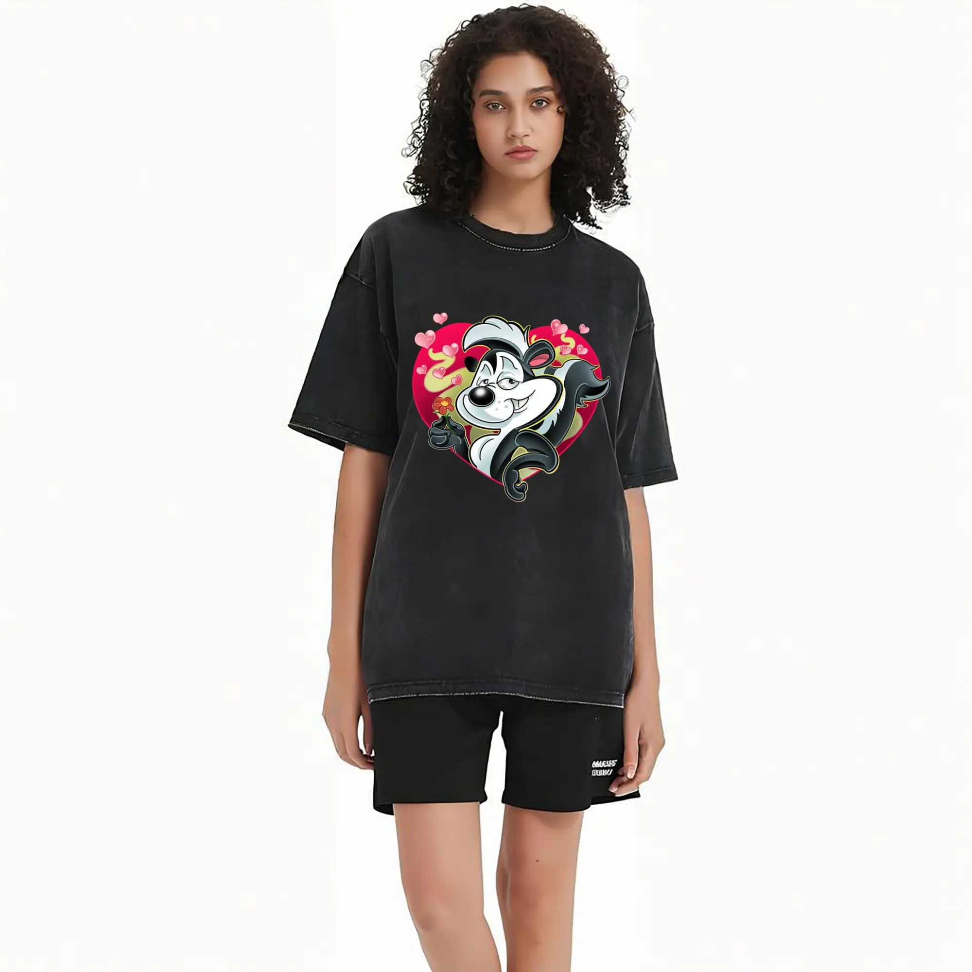 pepe le pew love t-shirt​